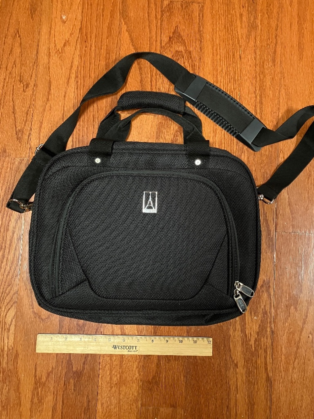 TravelPro Crew Underseat Tote - Black - Like New